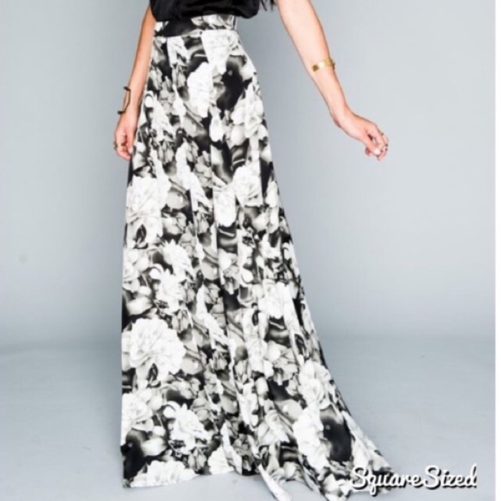 Show Me Your Mumu Princess Di Maxi Skirt NWT